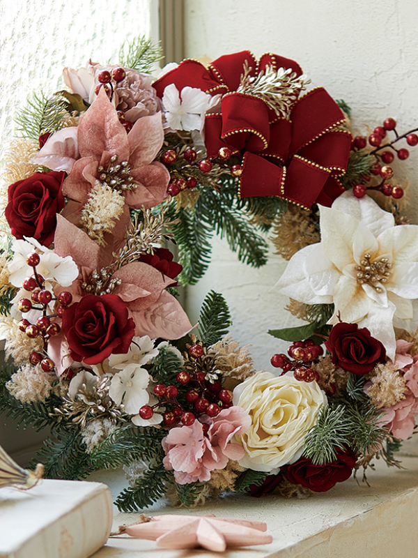クリスマスリース　赤と白のポインセチアと雪の結晶リース　赤い薔薇フラワーリース